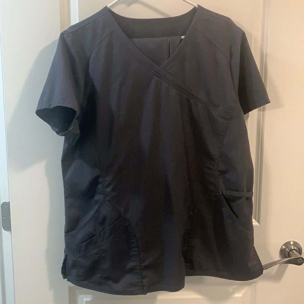 Gray scrubs size large scrubstar